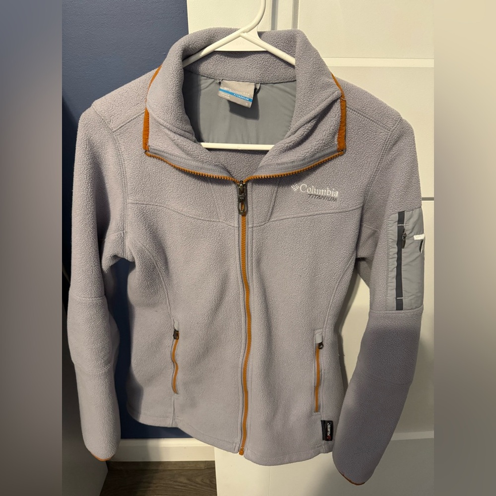 Women’s Columbia jacket